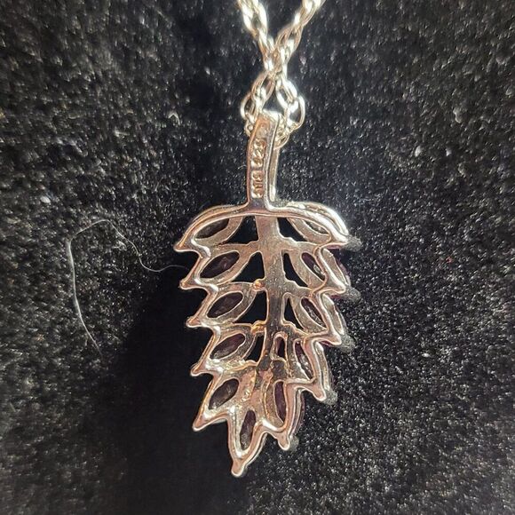 Natural Rhodolite Garnet leaf Sterling Silver Pendant Necklace - Picture 3 of 6
